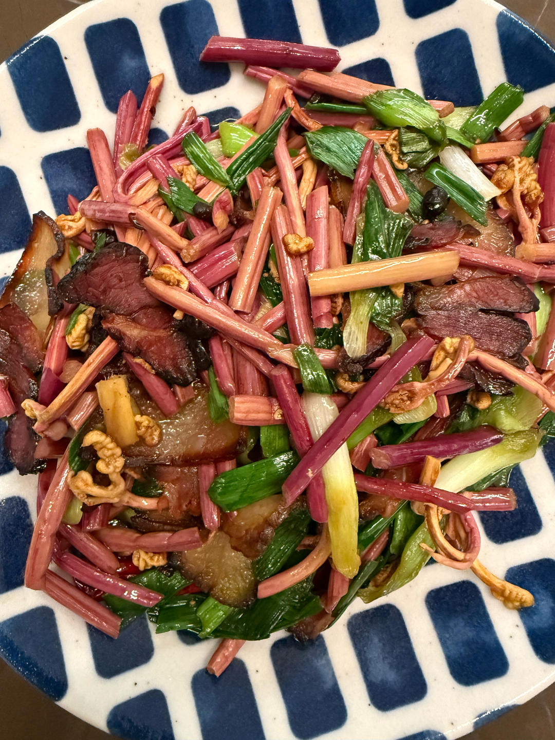 蕨菜炒腊肉