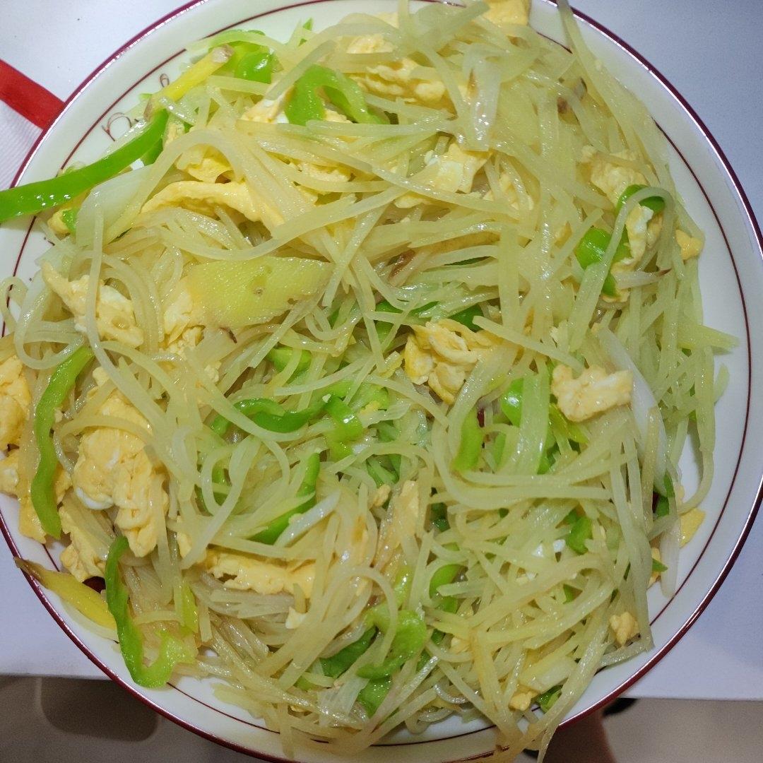 土豆丝炒鸡蛋