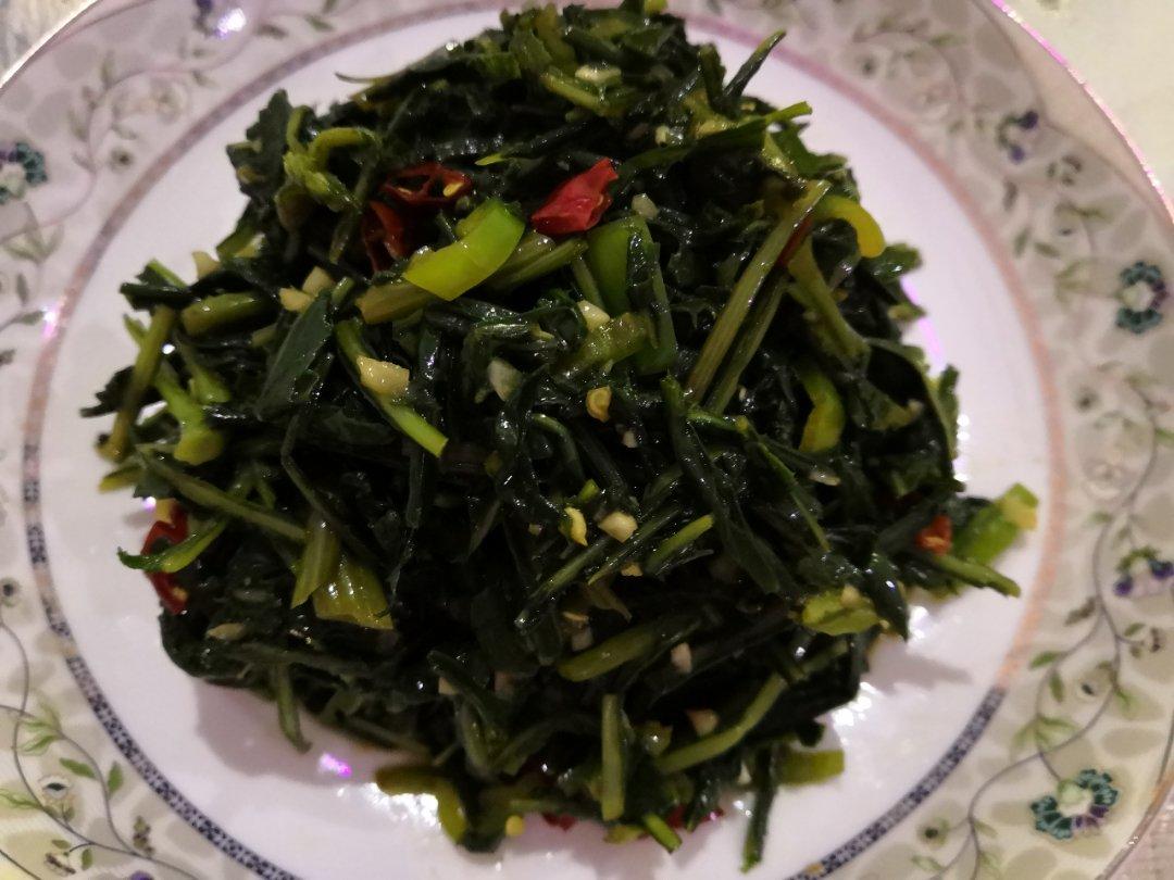 凉拌苦菜