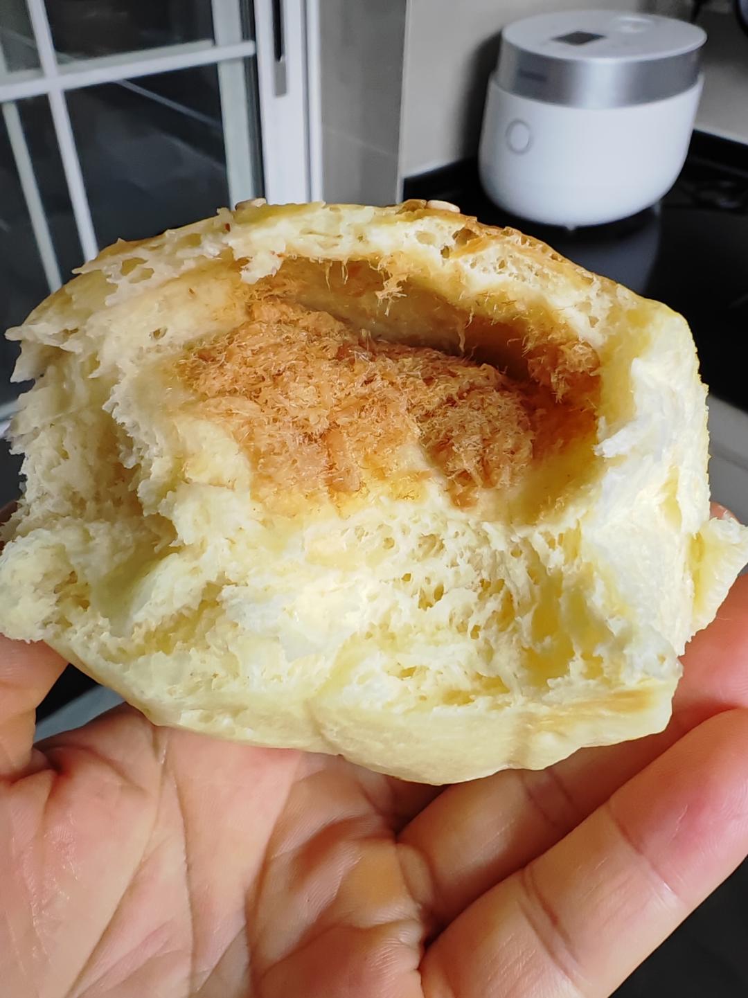 超好吃的肉松面包