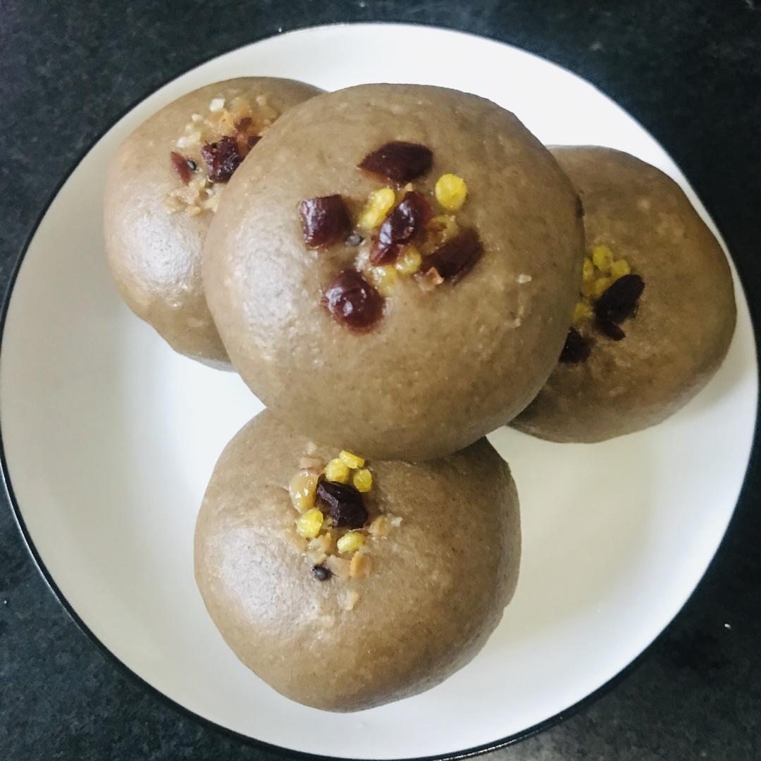 健身餐黑全麦粉欧包馒头