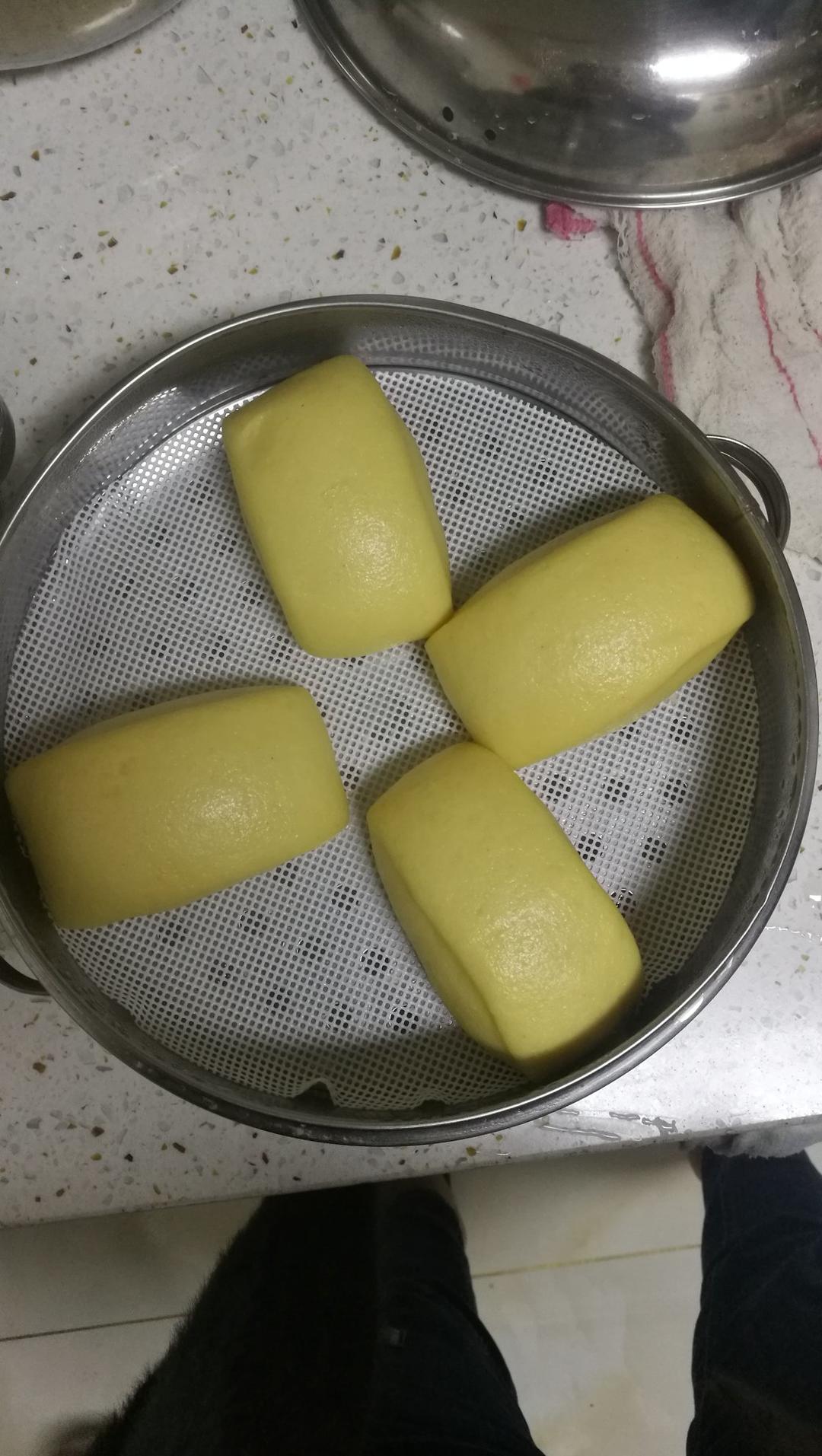 家常玉米面馒头