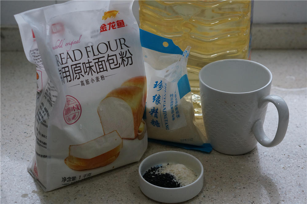 纯奶手撕吐司的做法 步骤1