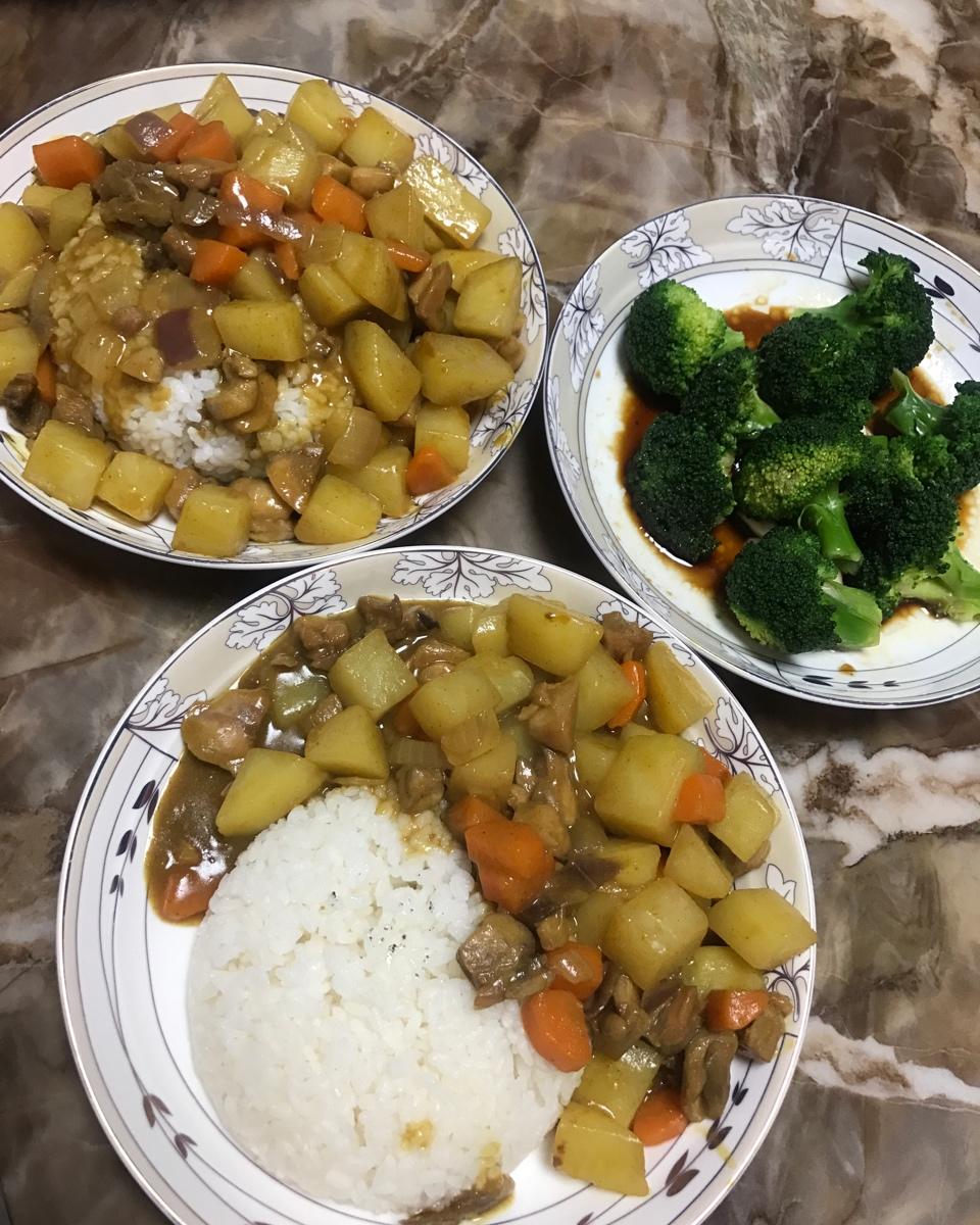 咖喱鸡肉饭