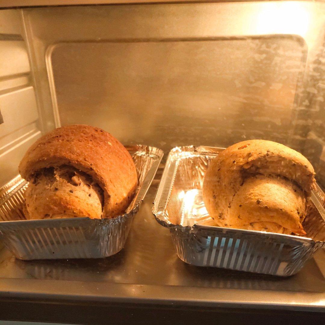 双种芝麻全麦吐司 100%全麦 烫种+波兰种