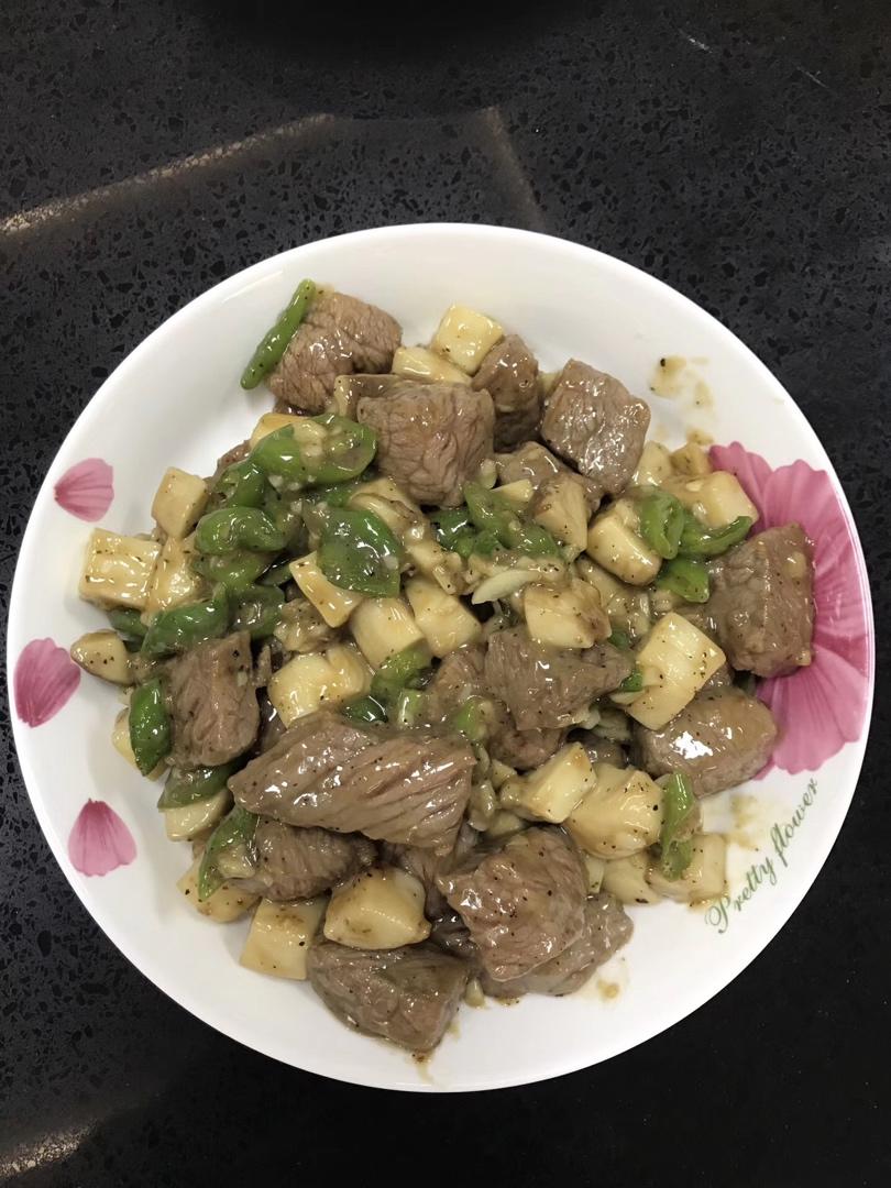 杏鲍菇炒牛肉粒