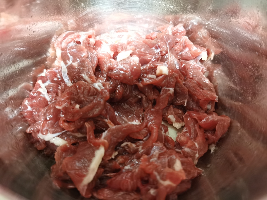 芦笋牛肉的做法 步骤1