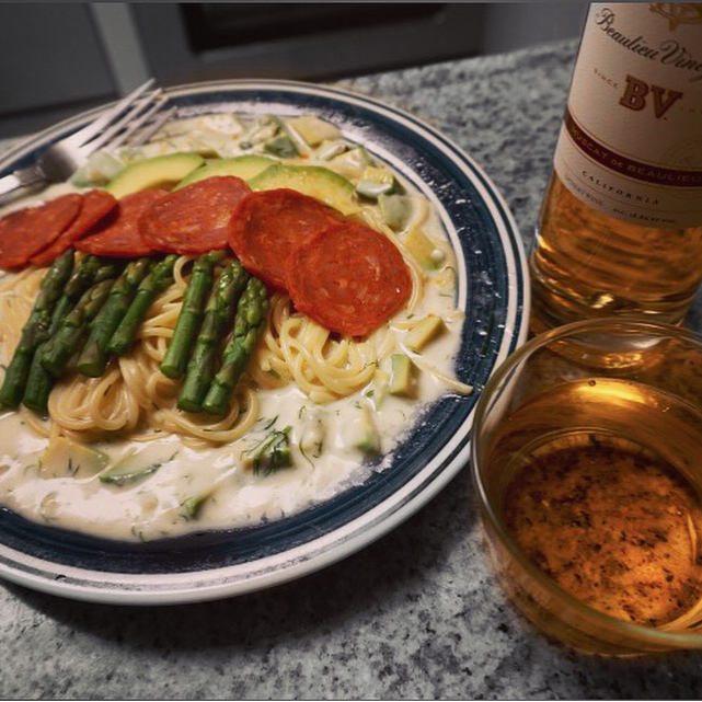 牛油果白酱意面