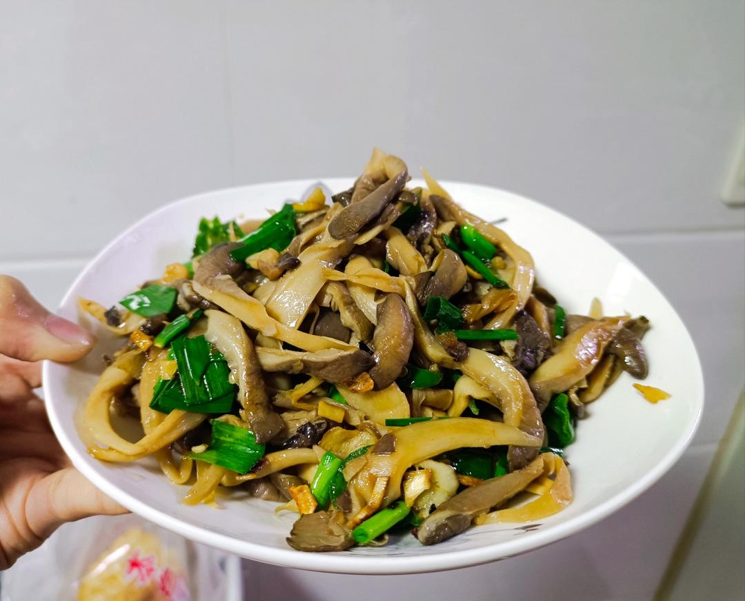 素炒平菇