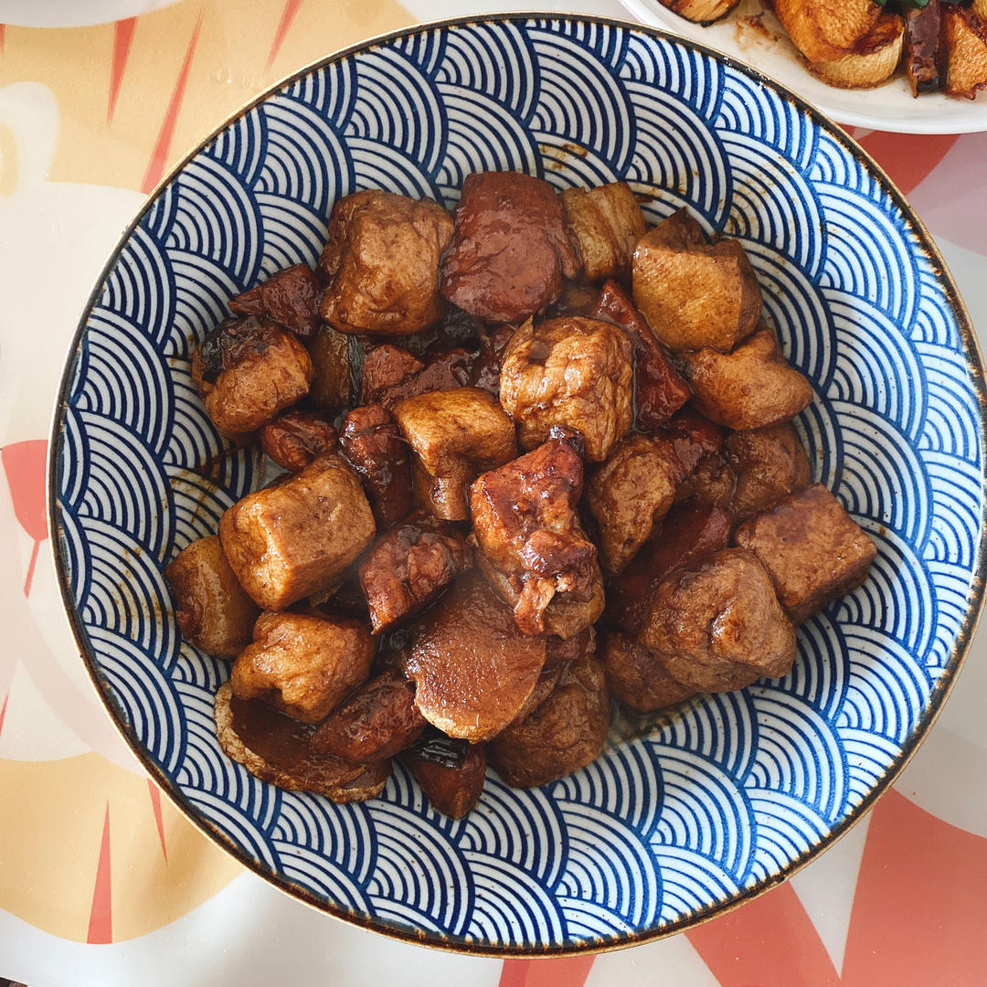 红烧肉油豆腐