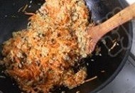 胡萝卜焖饭的做法 步骤7