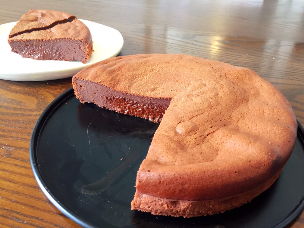 快手10分钟-心太软巧克力蛋糕fondant au chocolat的做法 步骤4
