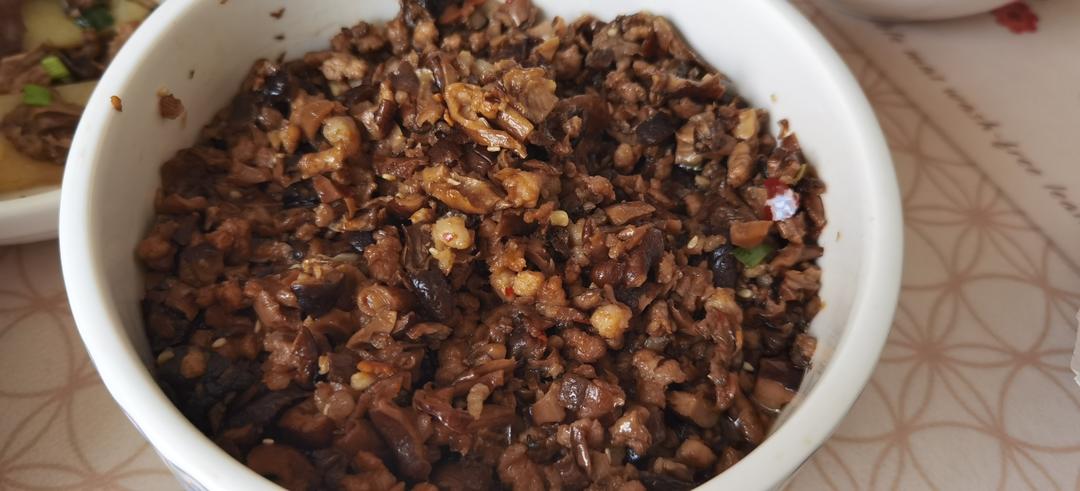 万能香菇肉酱下饭酱，香菇肉酱面，香菇肉酱盖饭