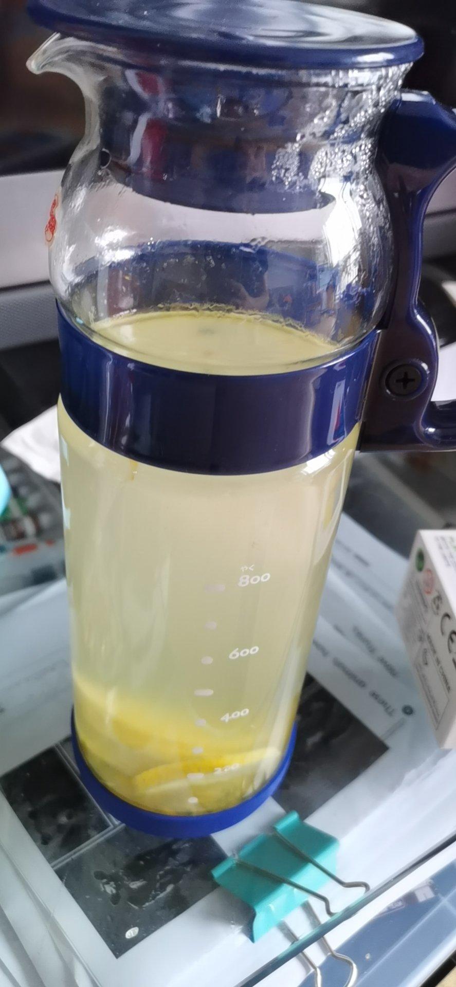 夏日炎炎（百香果柠檬冰糖汁）