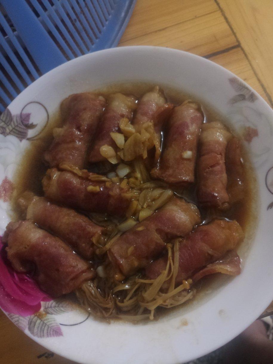 美味又快手的：金针菇培根卷