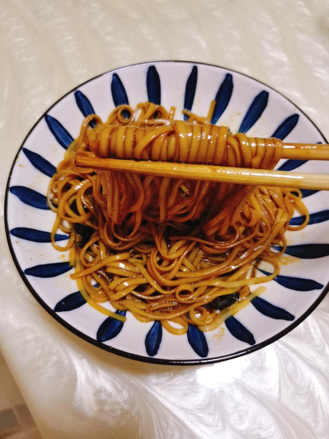 葱油拌面Spring Onion Noodles