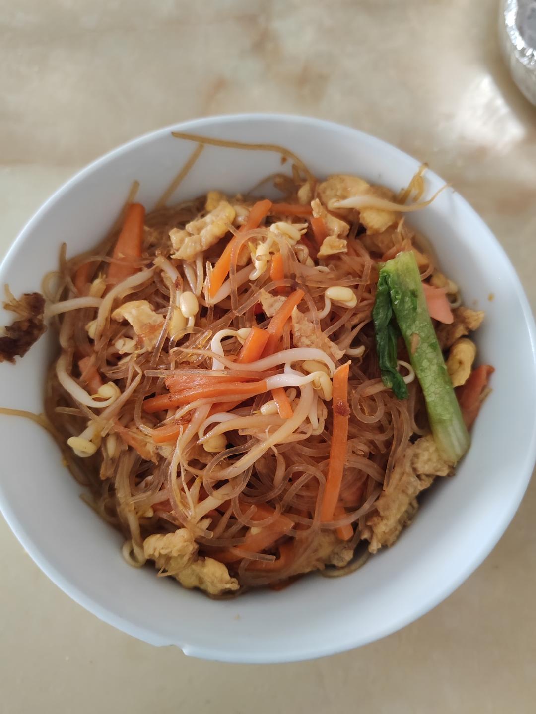 三丝鸡蛋炒粉😋超级懒人食谱，好吃不腻