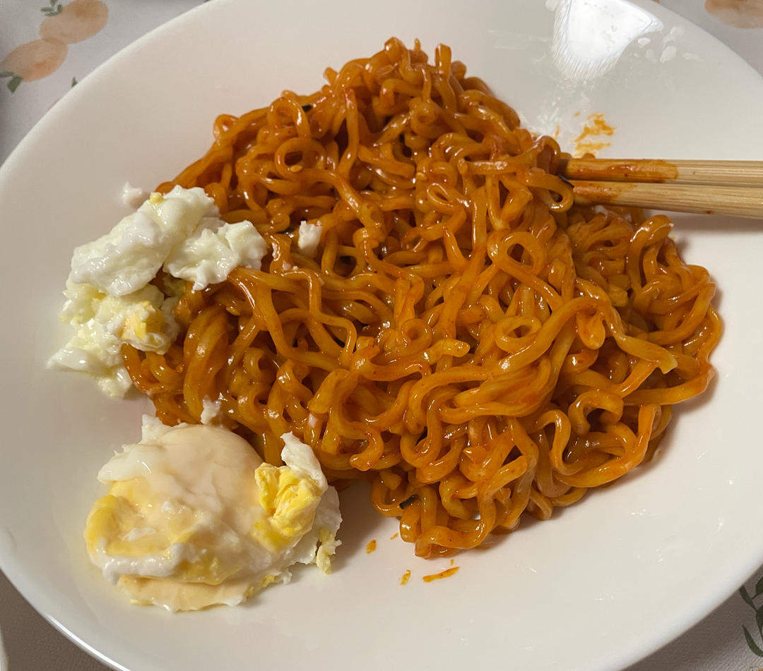 随意鸡蛋饼-有什么放什么的简易鸡蛋饼好吃到飞起