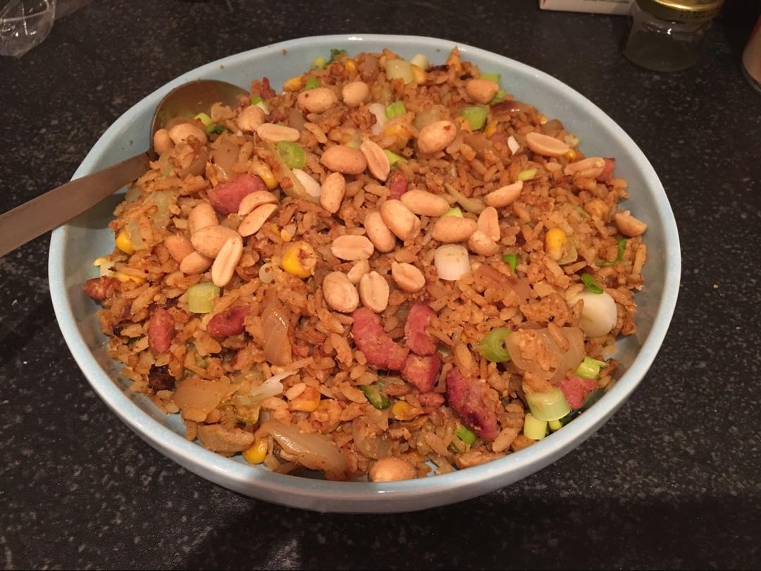 咖喱粒粒炒饭