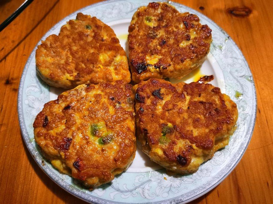 减肥餐：香煎鸡胸肉饼