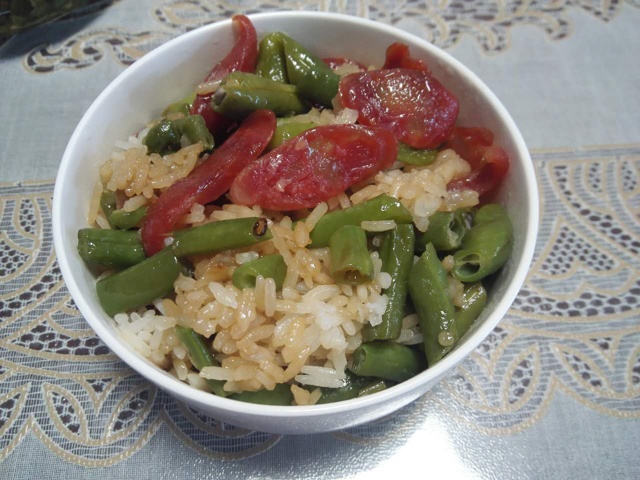 电饭锅版香菇腊肠饭