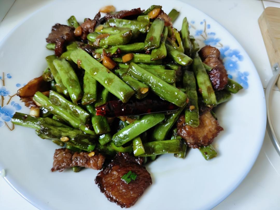 一上桌就瞬间光盘的干煸四季豆