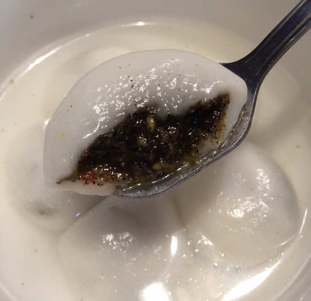 黑芝麻汤圆