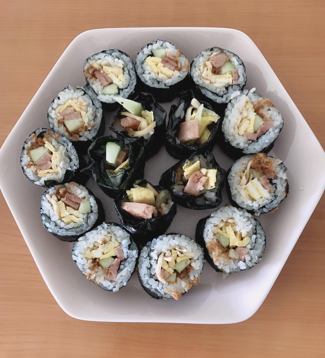 紫菜包饭  基础款寿司 不用寿司竹帘也可