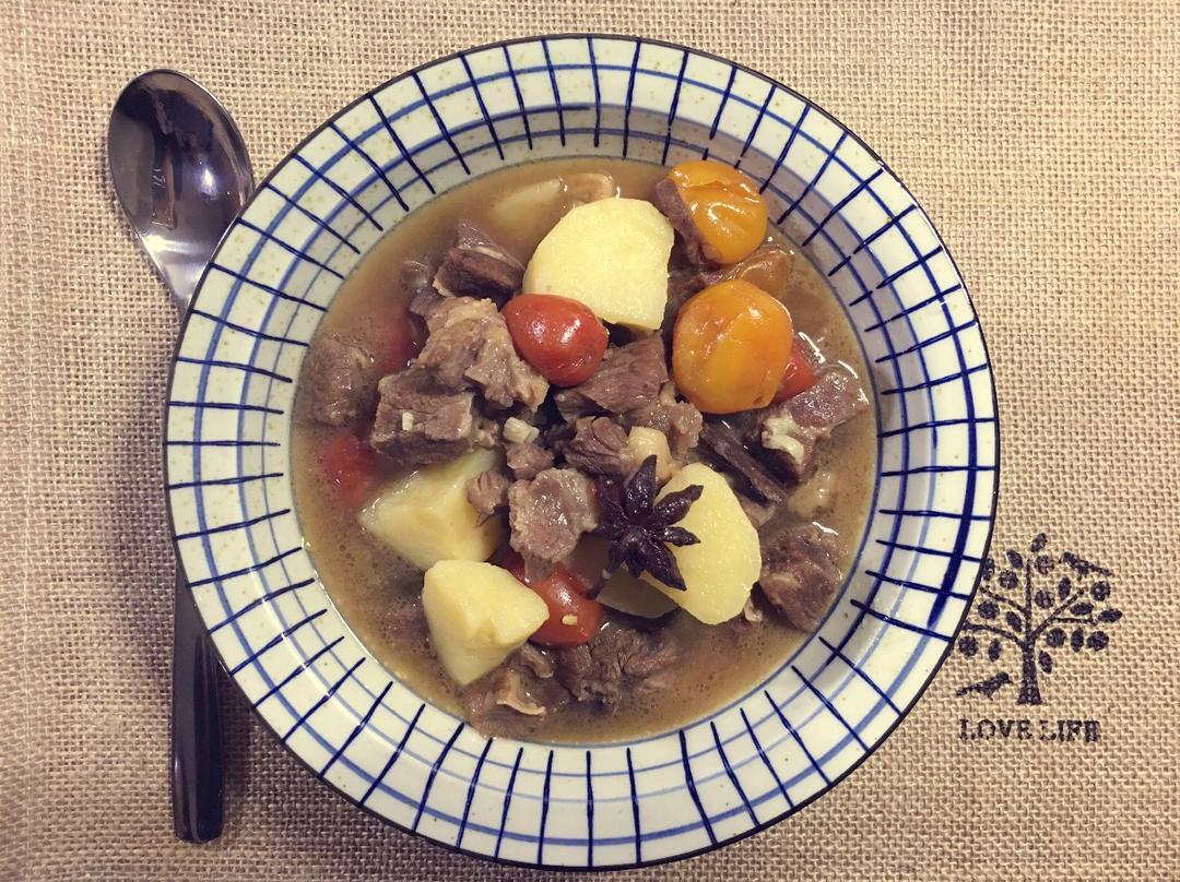 小番茄土豆炖牛腩