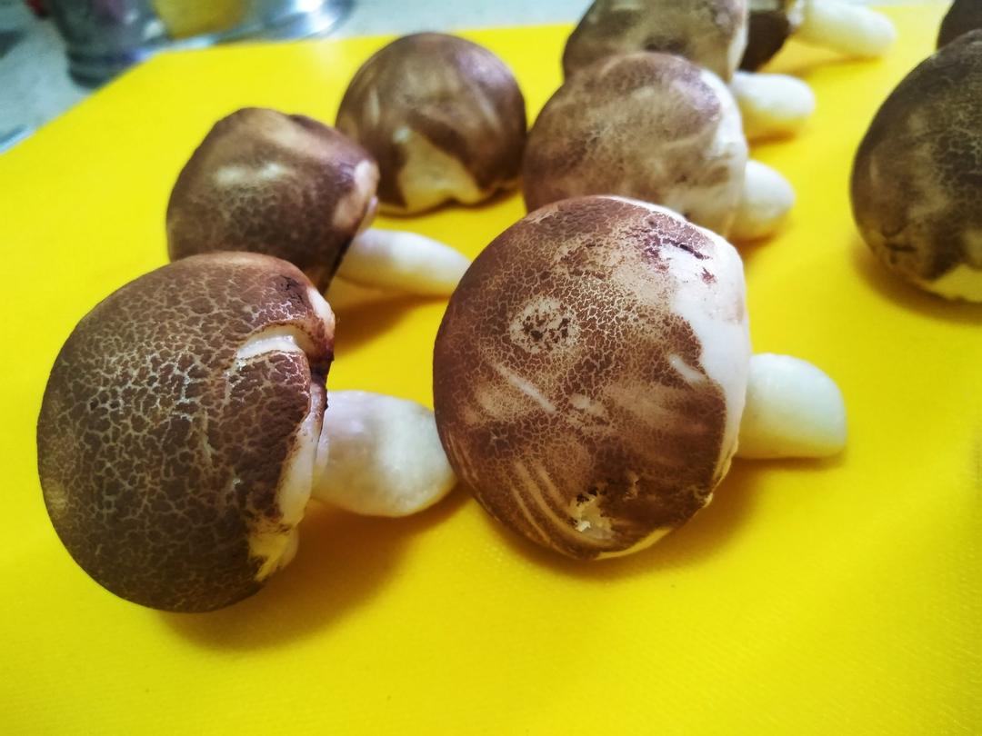 香菇馒头