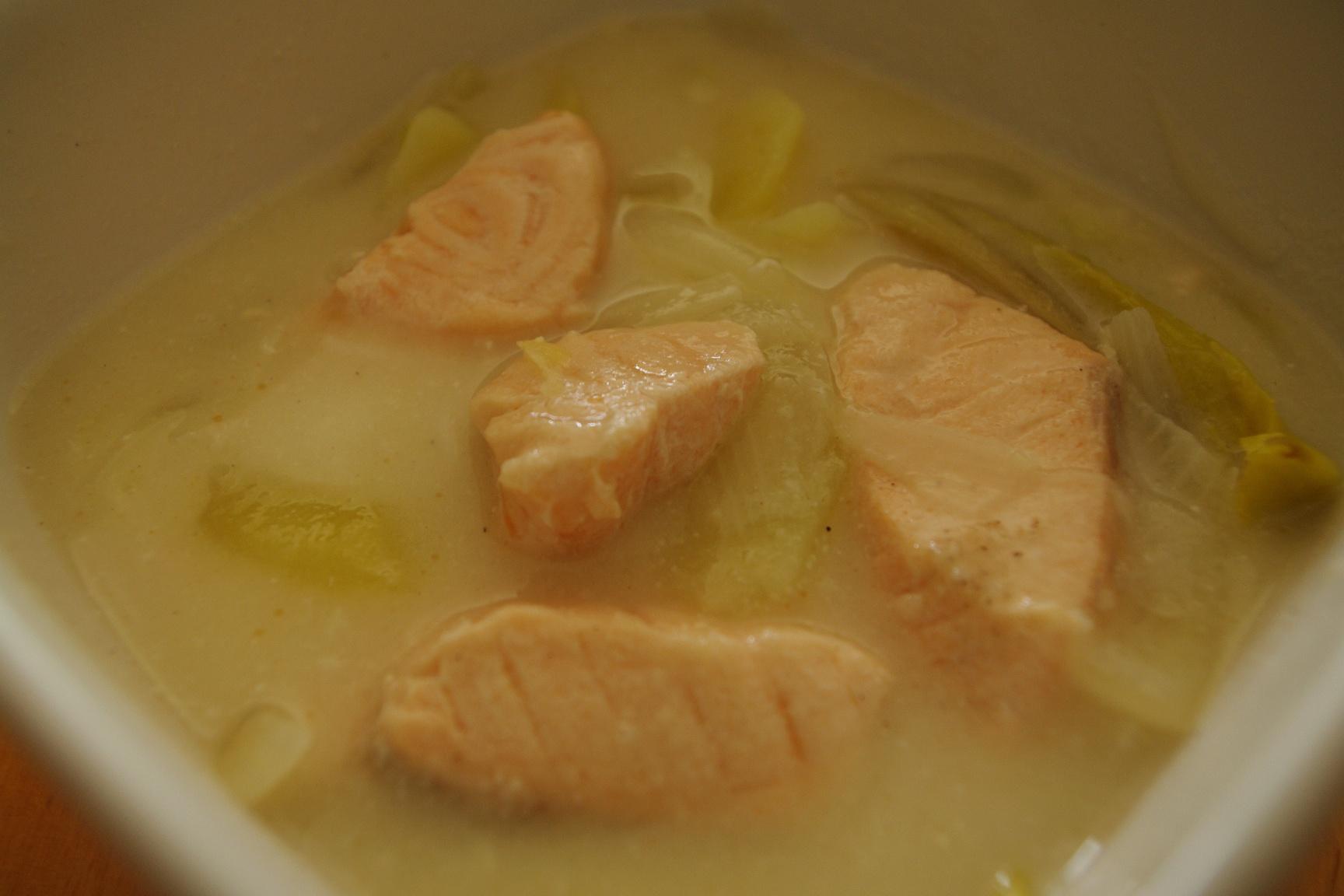北欧三文鱼汤的做法