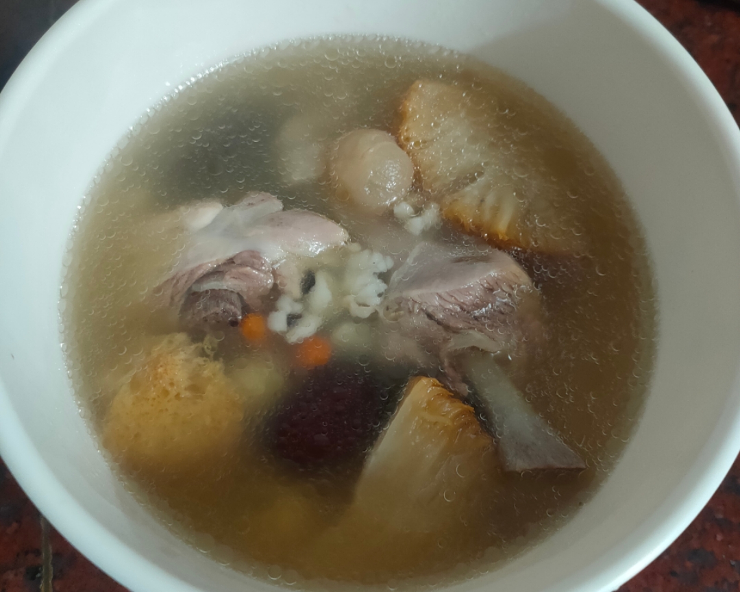 养胃——猴头菇煲鸡汤