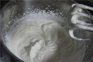 奶油裱花蛋糕的做法 步骤15