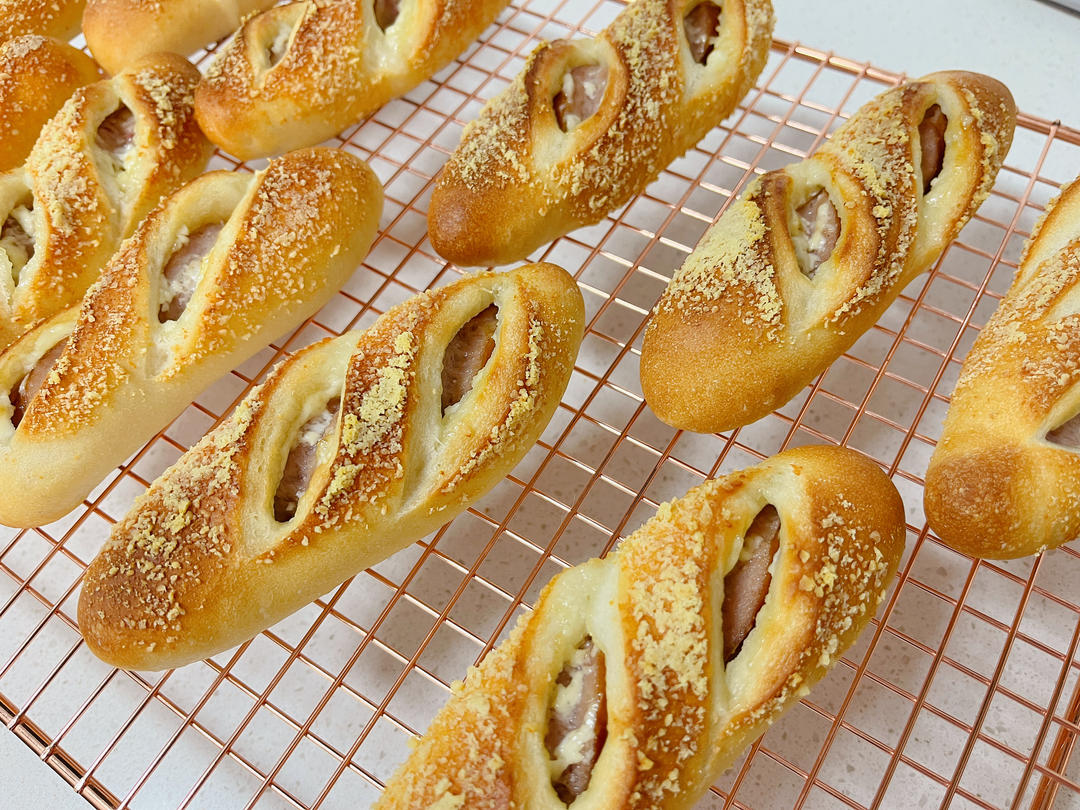 爆汁德式香肠面包｜大口吃肉肉｜发酵时间短｜快手好吃｜无需手套膜｜可做无油无糖