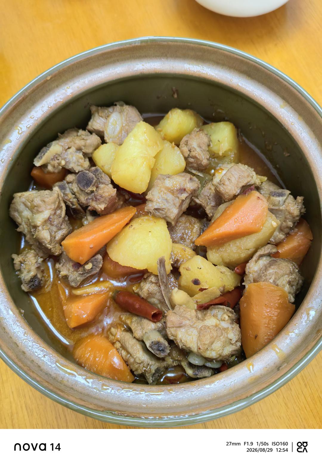 土豆胡萝卜焖排骨