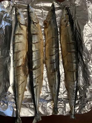 烤秋刀鱼的做法 步骤1