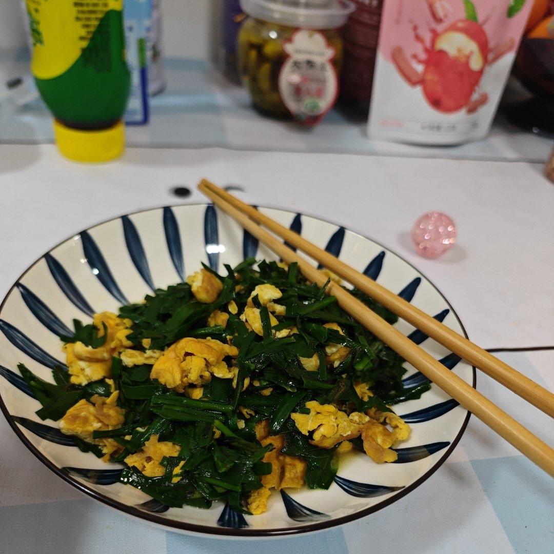 韭菜炒鸡蛋——三分钟快手下饭菜 掌握火候的秘诀