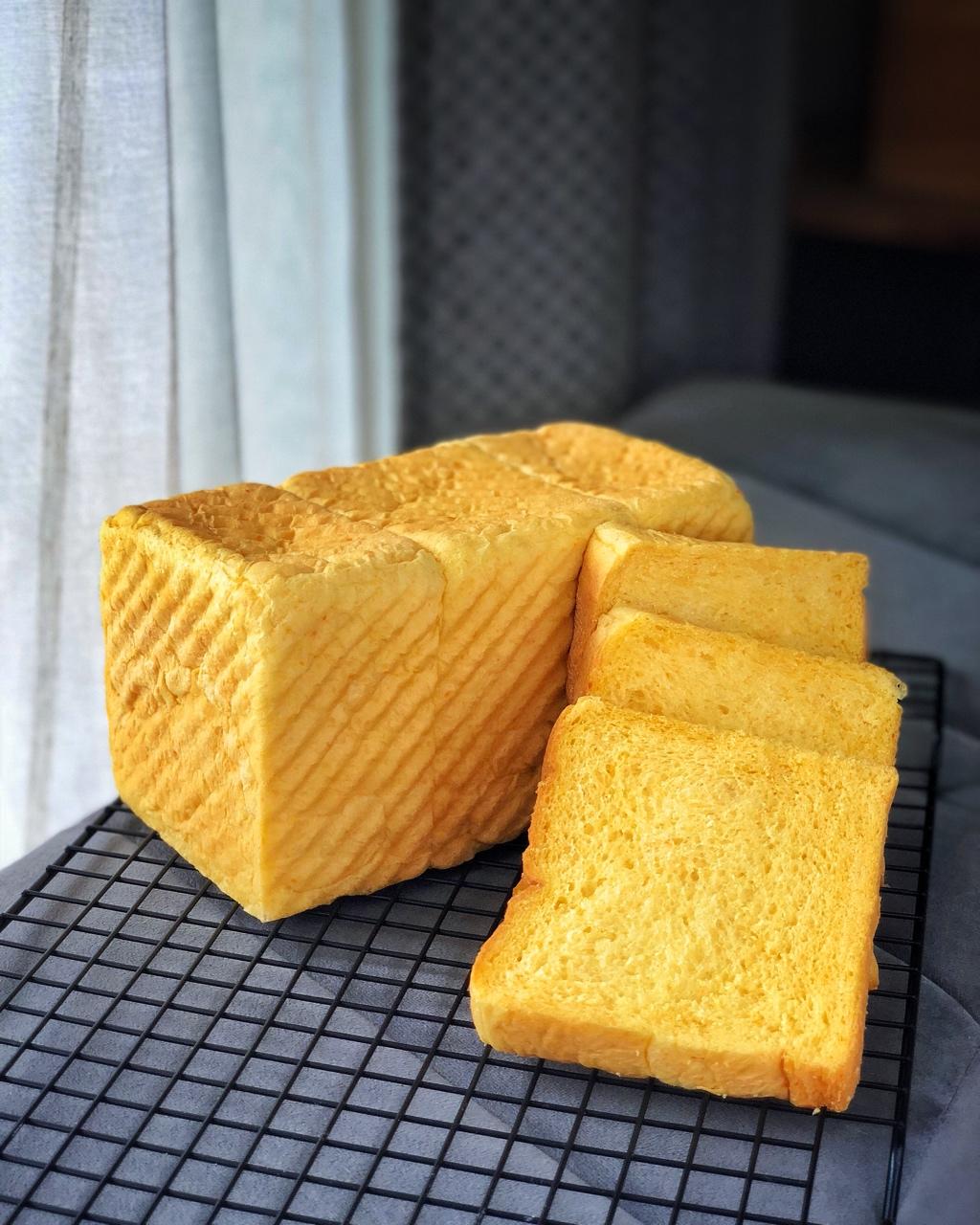 yy4501做的奶香胡萝卜吐司