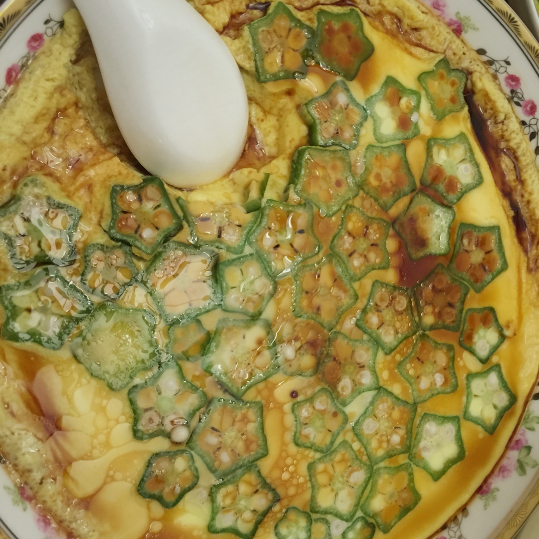 颜值控-做一朵开在碗里的花秋葵蒸水蛋