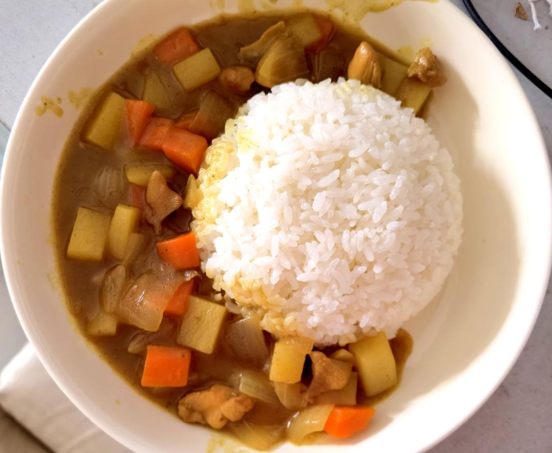 咖喱土豆鸡块