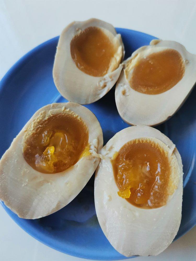 朵拉公主和小鲤鱼做的感动到流泪的酱汁溏心蛋