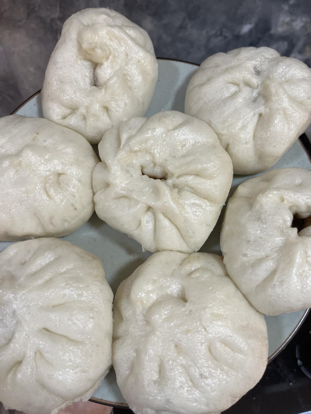 超级好吃的酱肉包