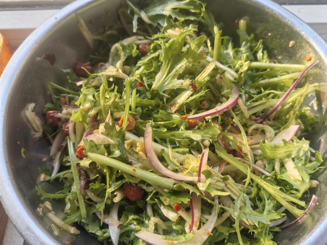 年夜饭必做的一道凉菜凉拌苦菊