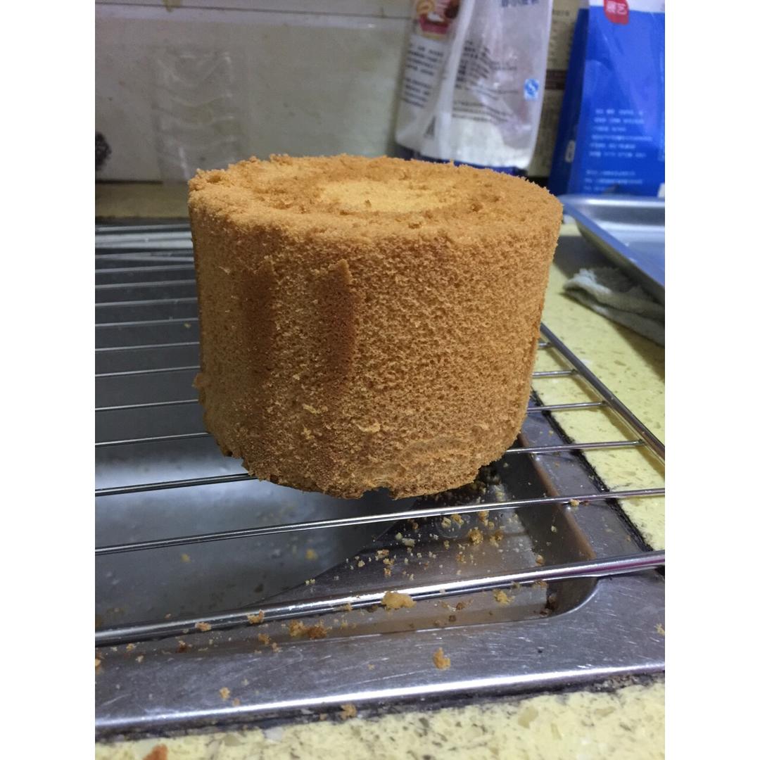 烤箱做蛋糕（戚风蛋糕的做法）