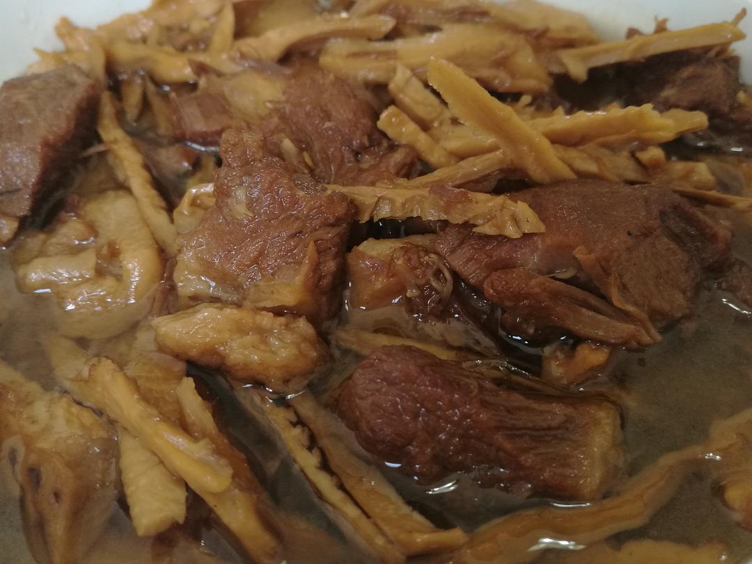 笋干红烧肉