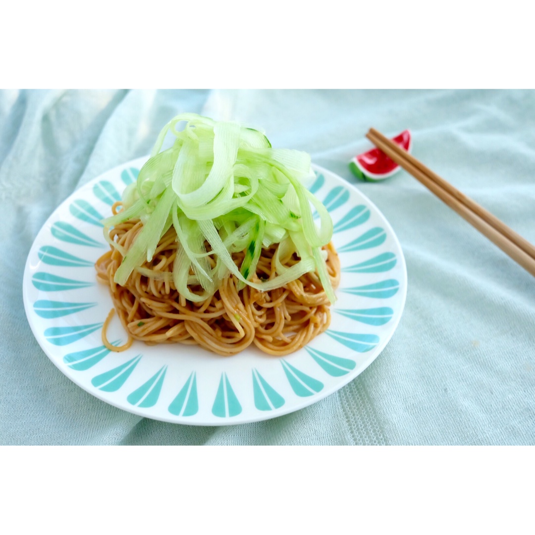 夏日快手凉拌面