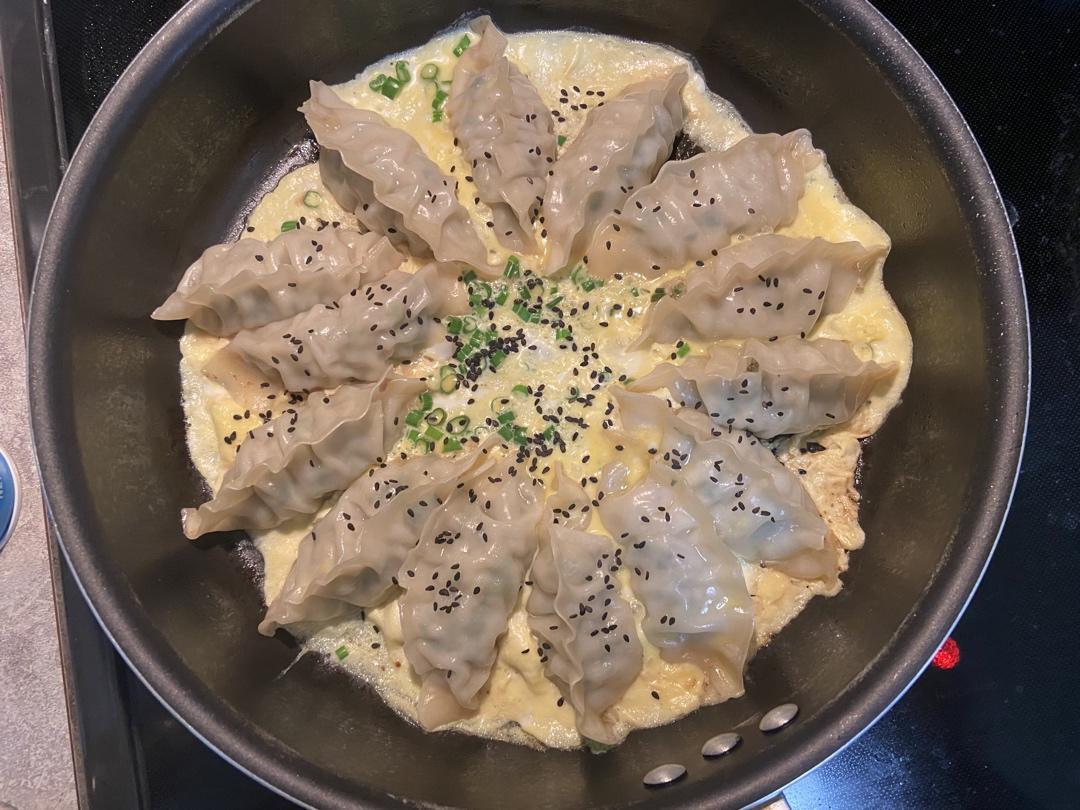 懒人快手抱蛋煎饺