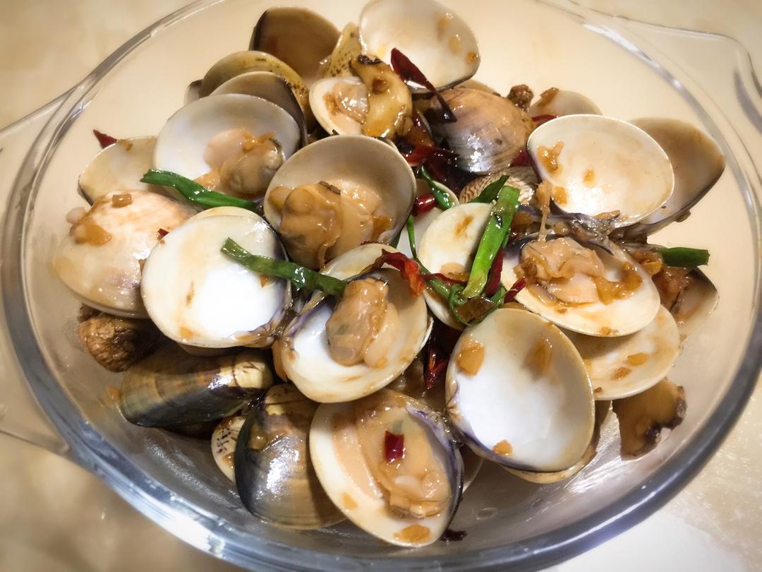 葱炒花蛤