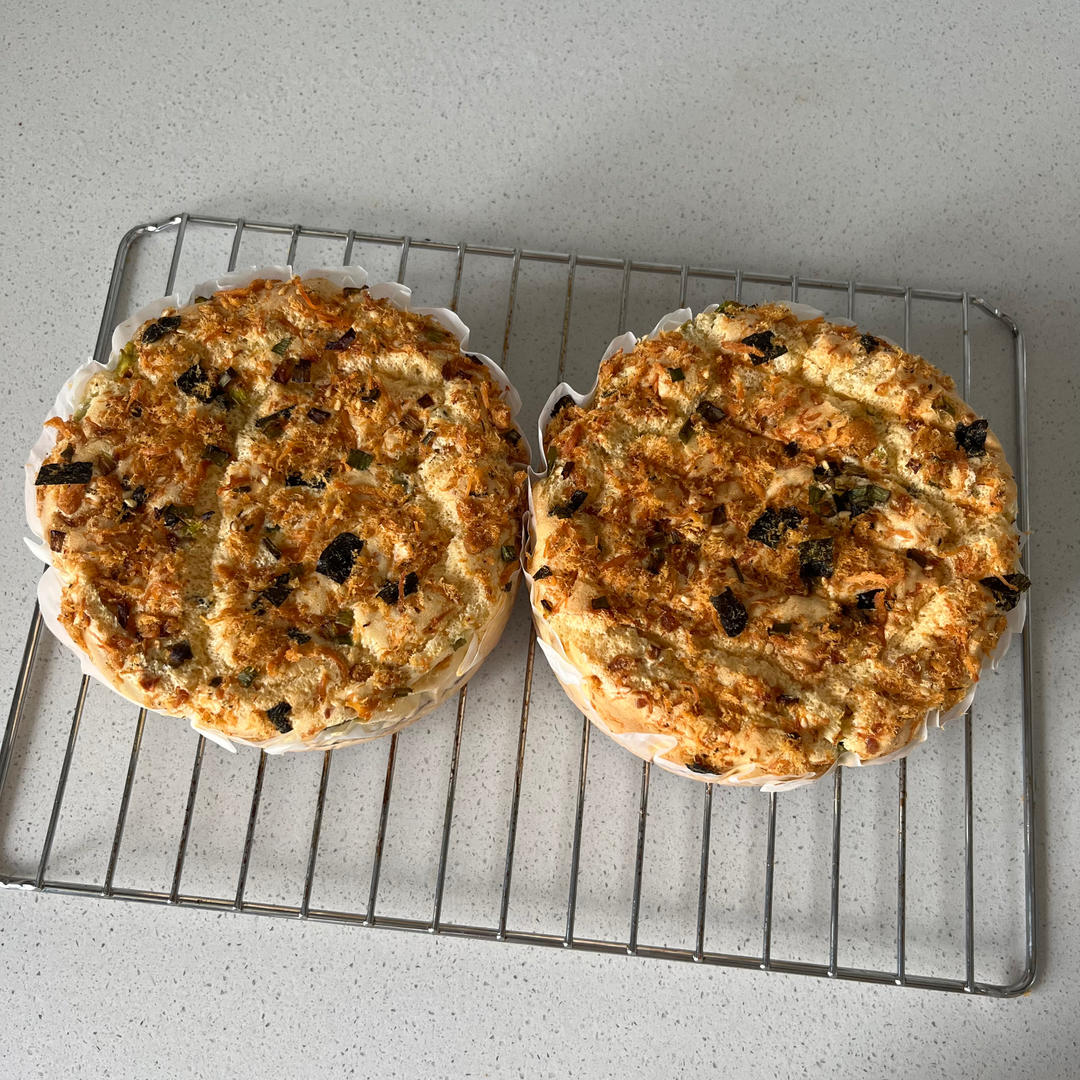 爆浆葱花火腿肉松蛋糕