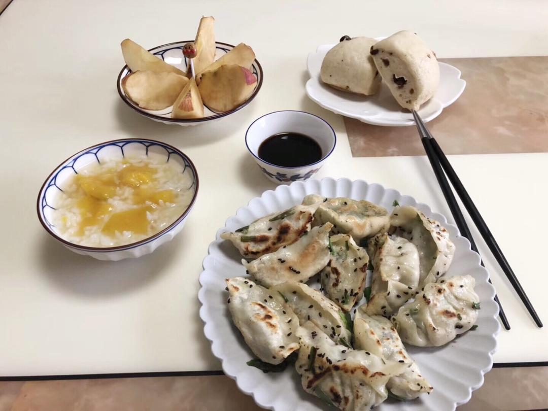 脆底煎饺
